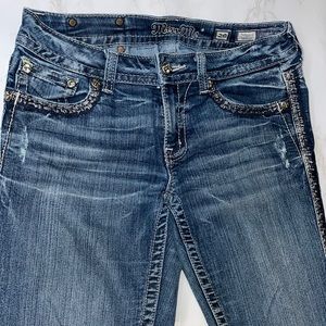 Used Women’s Miss Me Jeans Size 29 skinny cut